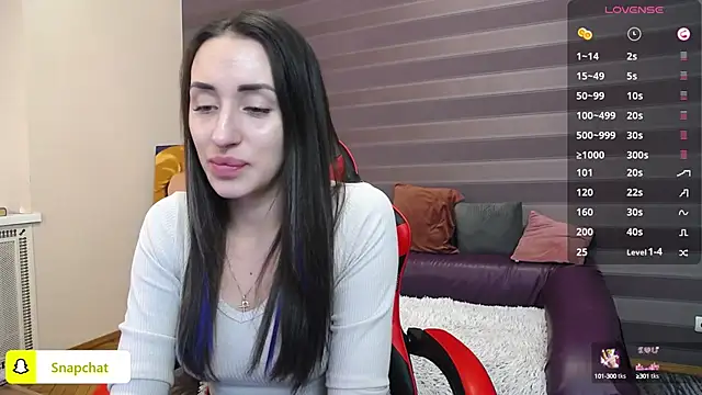 Snapshot of JenniferStone chatting on 4, 3, 2025 JenniferStone online show from 4, 3, 2025