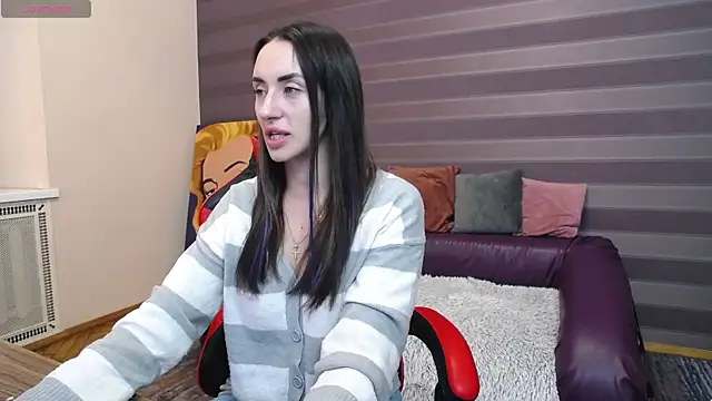Snapshot of JenniferStone chatting on 5, 3, 2025 JenniferStone online show from 5, 3, 2025