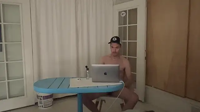 Snapshot of webtonight chatting on 7, 10, 2025 webtonight online show from 7, 10, 2025