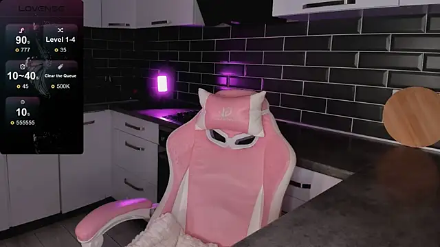 EmmaVictori1 online show from 9, 1, 2026