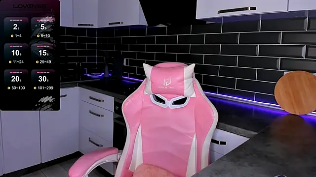 Snapshot of ShaiyaMinn3 chatting on 14, 11, 2025 ShaiyaMinn3 online show from 14, 11, 2025