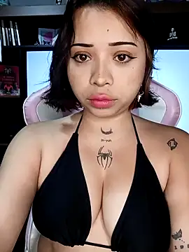 Snapshot of Akame_yumi chatting on 1, 11, 2025 Akame yumi online show from 1, 11, 2025