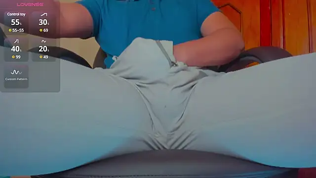 Snapshot of MxsterJohn chatting on 1, 3, 2025 MxsterJohn online show from 1, 3, 2025