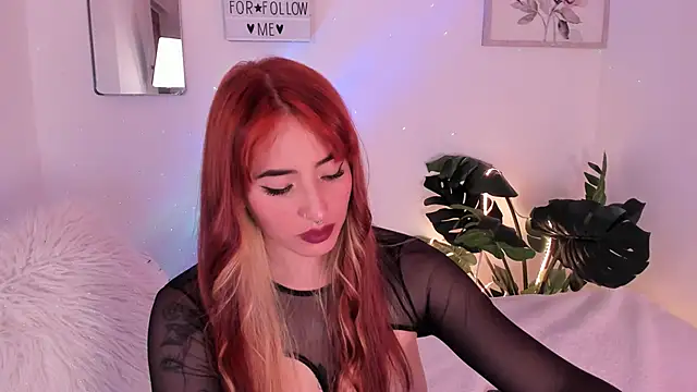 purplemoonn  online show from 12, 3, 2025