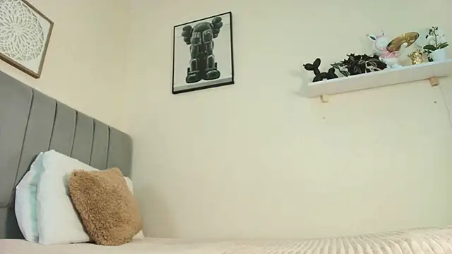 mary cute9 online show from 25, 2, 2026