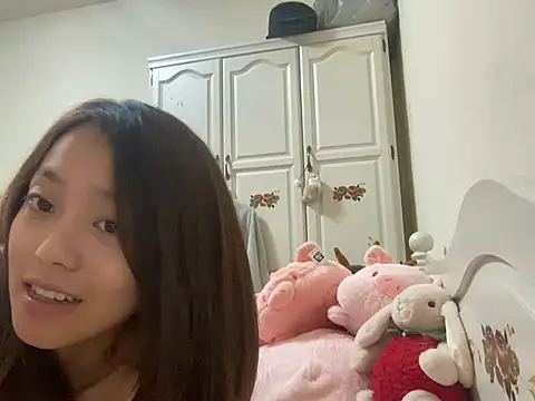 ladypaggy online show from 17, 3, 2025