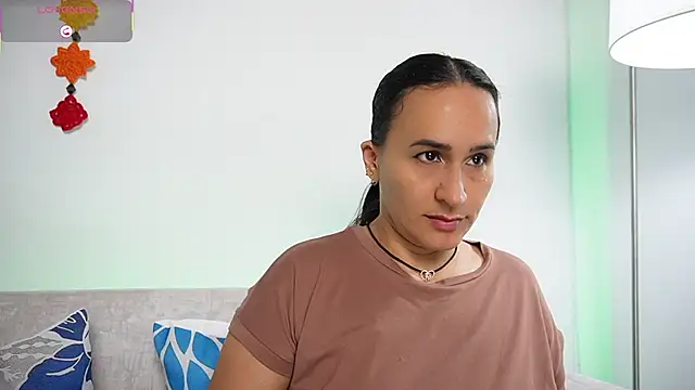 Sara Charmy online show from 14, 2, 2026