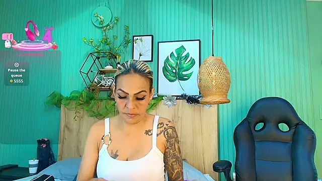 yessila parker online show from 20, 12, 2025