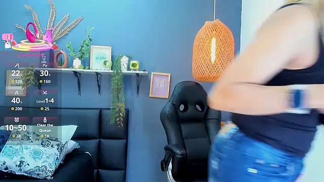 yessila parker online show from 25, 2, 2026