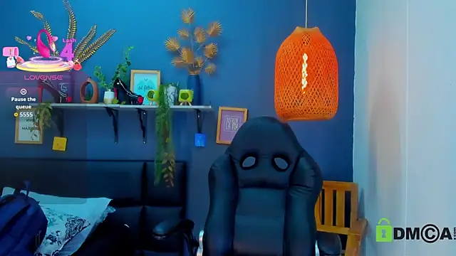 yessila parker online show from 5, 3, 2026