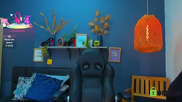 yessila parker online show from 19, 3, 2026