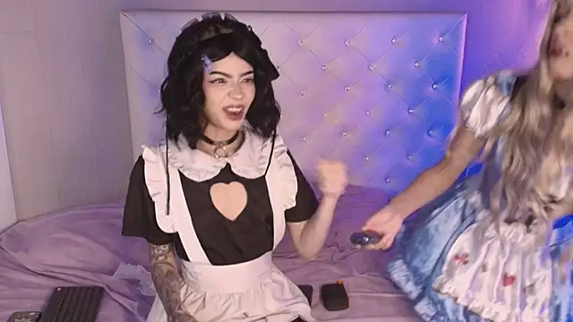 Snapshot of _mollycrystal chatting on 8, 1, 2026 mollycrystal online show from 8, 1, 2026