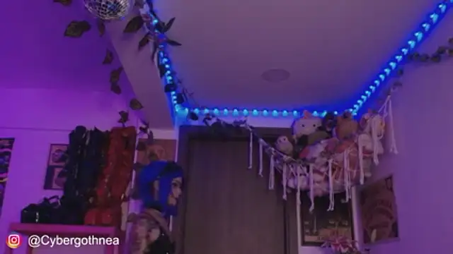 Snapshot of _mollycrystal chatting on 24, 3, 2026 mollycrystal online show from 24, 3, 2026