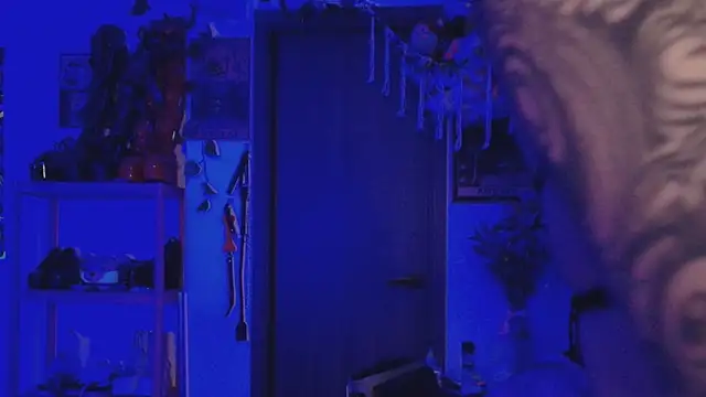 Snapshot of _mollycrystal chatting on 31, 3, 2026 mollycrystal online show from 31, 3, 2026