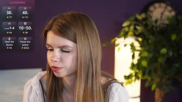 Snapshot of AmityDilley chatting on 17, 10, 2025 AmityDilley online show from 17, 10, 2025