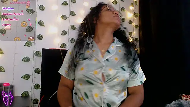 victtoria cane63 online show from 11, 4, 2026