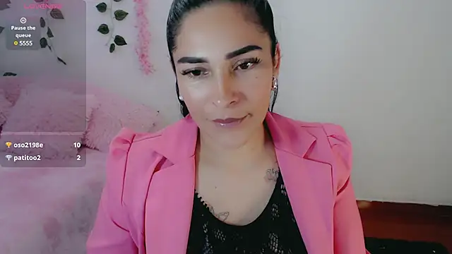 luna lgomez  online show from 12, 3, 2025