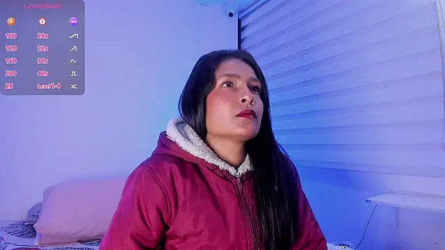 Fernanda liie  online show from 1, 4, 2026