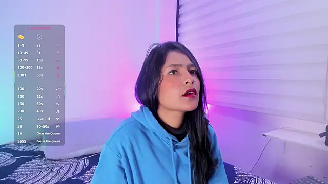 Fernanda liie  online show from 15, 4, 2026