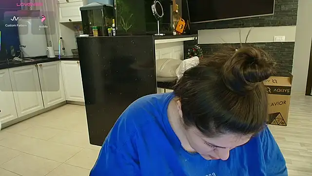 Snapshot of Layla- chatting on 3, 2, 2026 Layla- online show from 3, 2, 2026