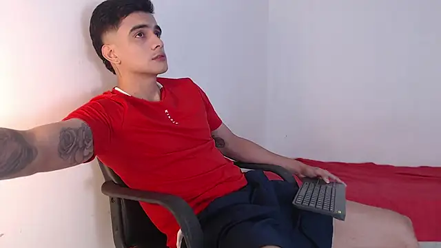 adam levis17 online show from 19, 9, 2025