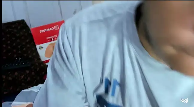 Snapshot of Emilianoveryhot chatting on 14, 3, 2025 Emilianoveryhot online show from 14, 3, 2025