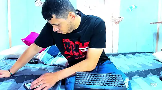 Snapshot of Emilianoveryhot chatting on 19, 3, 2025 Emilianoveryhot online show from 19, 3, 2025