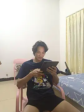 Snapshot of Dannyhobb chatting on 1, 10, 2025 Dannyhobb online show from 1, 10, 2025