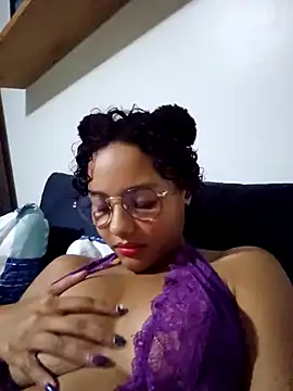 Snapshot of Cherry_kat chatting on 6, 3, 2025 Cherry kat online show from 6, 3, 2025