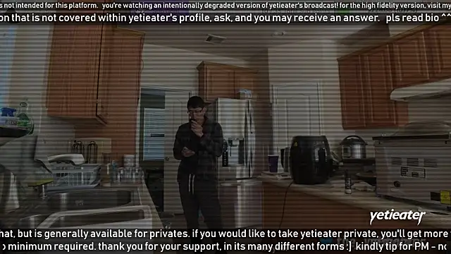 Snapshot of yetieater chatting on 22, 1, 2025 yetieater online show from 22, 1, 2025