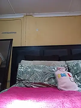 JuicyMilkyTizzy online show from 24, 7, 2026