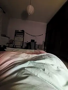 Snapshot of Cazzettostorto99 chatting on 22, 10, 2025 Cazzettostorto99 online show from 22, 10, 2025