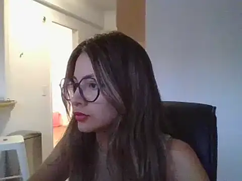 Snapshot of valenseleni chatting on 1, 3, 2025 valenseleni online show from 1, 3, 2025