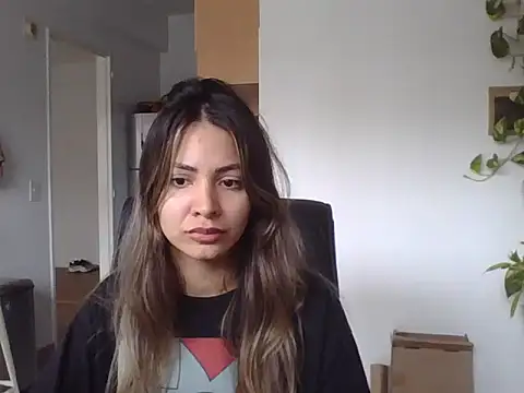Snapshot of valenseleni chatting on 8, 3, 2025 valenseleni online show from 8, 3, 2025