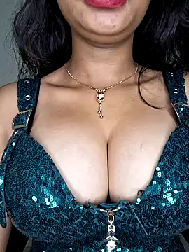 Snapshot of Noor-Bold chatting on 6, 11, 2025 Noor-Bold online show from 6, 11, 2025