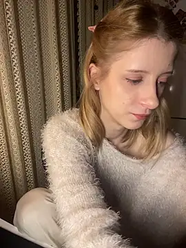 Snapshot of amorearte_m chatting on 4, 2, 2026 amorearte m online show from 4, 2, 2026