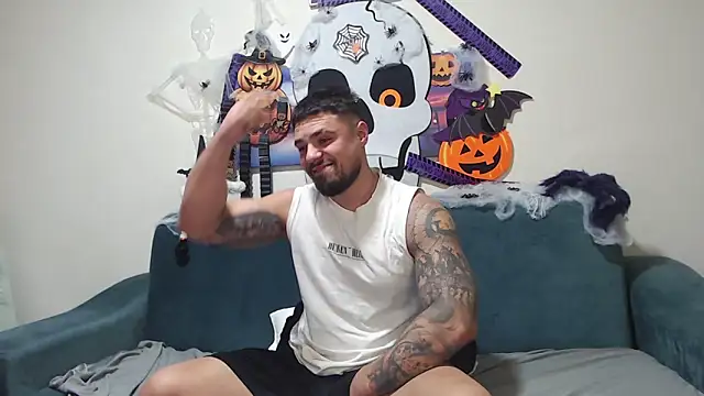 Tiberius hunk online show from 29, 10, 2025