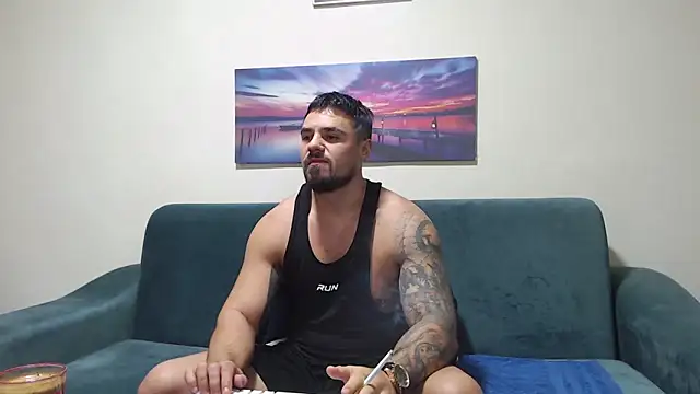 Tiberius hunk online show from 21, 11, 2025