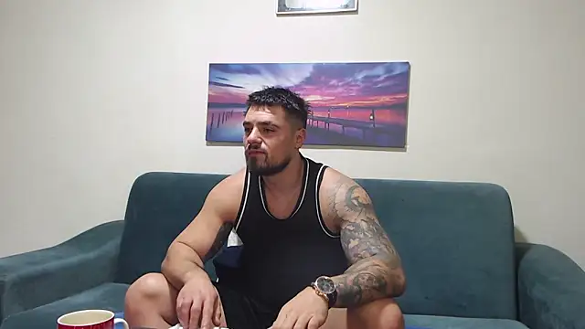 Tiberius hunk online show from 29, 11, 2025