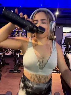 lunaxxx 69 online show from 7, 10, 2025