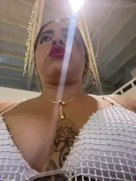 lunaxxx 69 online show from 5, 1, 2026