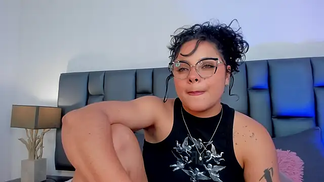 LunaSotto online show from 6, 3, 2025