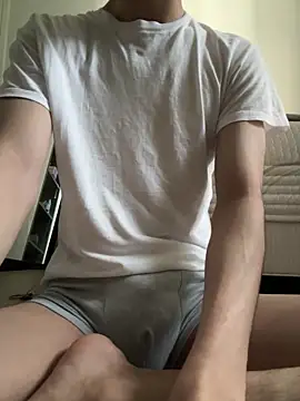 Snapshot of jae_yuu chatting on 14, 3, 2025 jae yuu online show from 14, 3, 2025