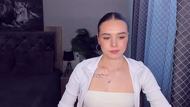 EmelyMason online show from 7, 3, 2026