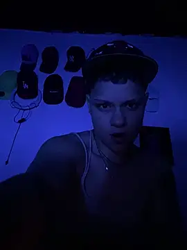 Snapshot of demimoore222 chatting on 19, 3, 2025 demimoore222 online show from 19, 3, 2025