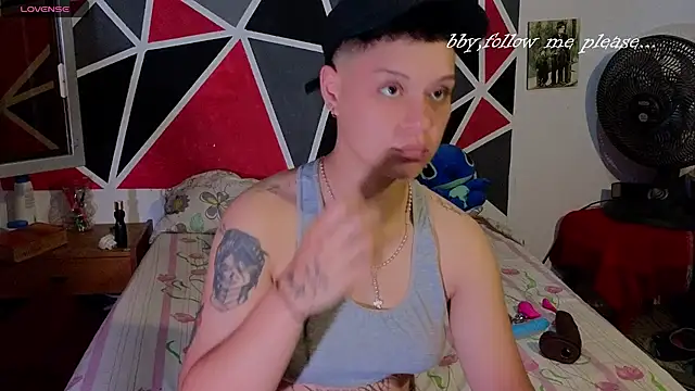 Snapshot of demimoore222 chatting on 8, 10, 2025 demimoore222 online show from 8, 10, 2025