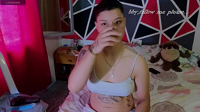 Snapshot of demimoore222 chatting on 11, 10, 2025 demimoore222 online show from 11, 10, 2025