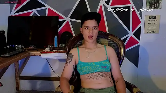 Snapshot of demimoore222 chatting on 14, 10, 2025 demimoore222 online show from 14, 10, 2025