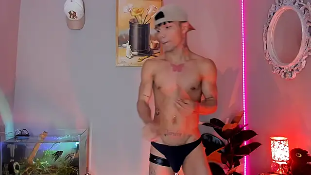 CRAZY-BOY99 online show from 22, 9, 2025