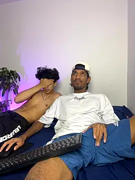 Snapshot of Miguel_bigcock chatting on 21, 9, 2025 Miguel bigcock online show from 21, 9, 2025